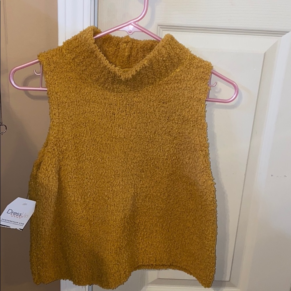 Shoulder turtle neck sweater